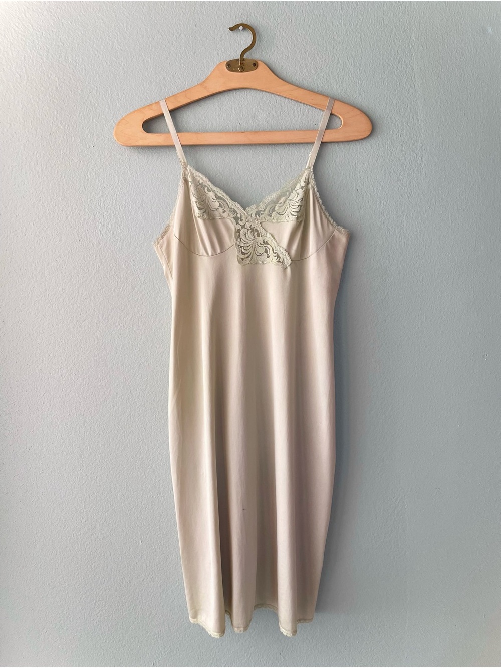 🌻5/$15🌻 Cabernet | Vintage 80s 90s Light Sage Green Chemise Slip Dresss